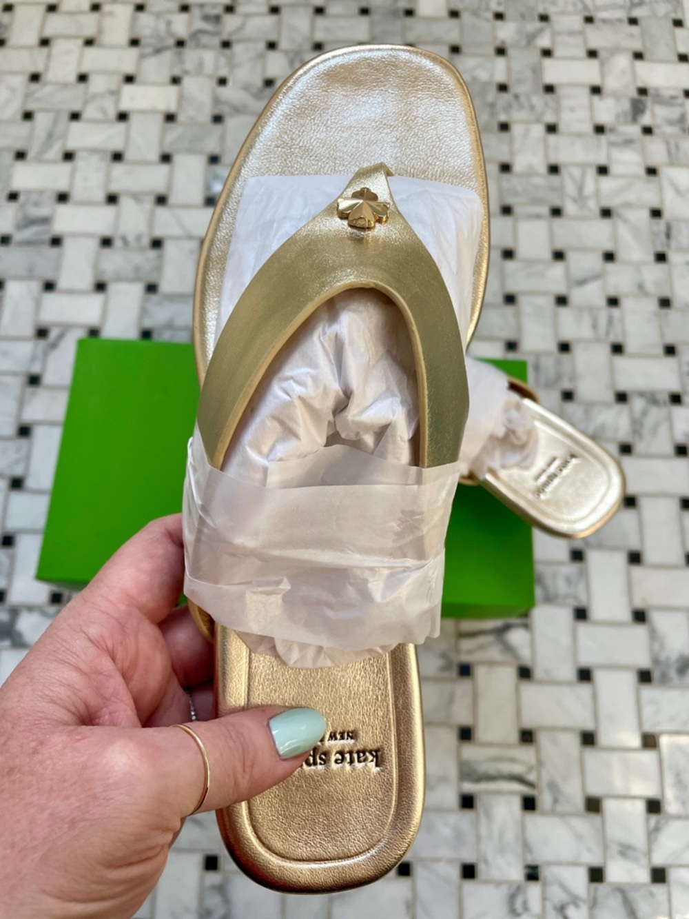 Kate Spade New York Kitten Heel Sandals Size 8 NIB Gold - Picture 6 of 9